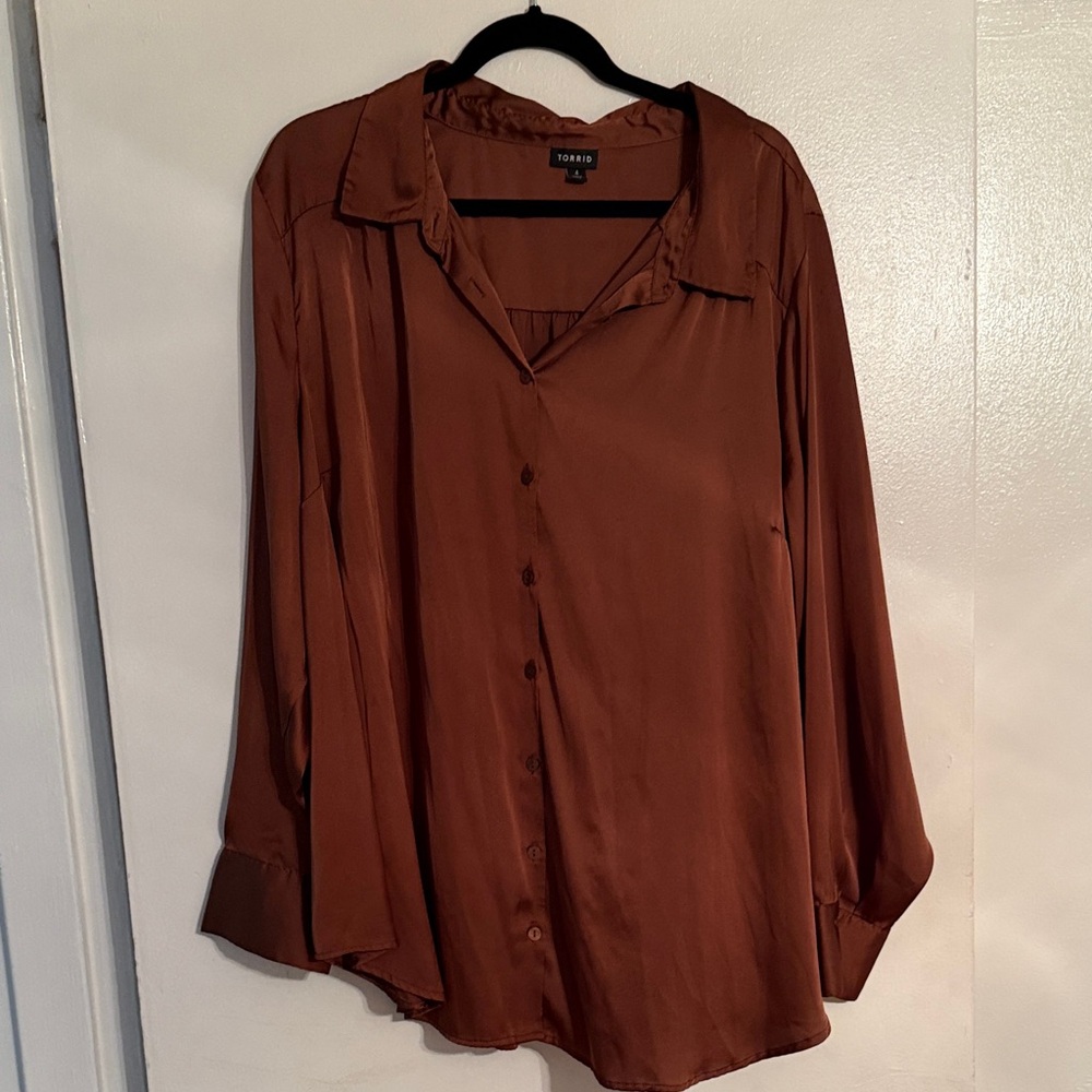 Torrid Women's Brown Button-Up Blouse